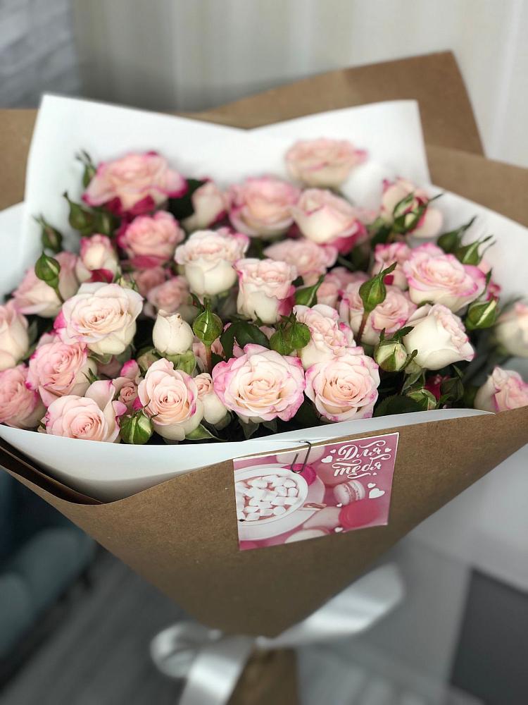 Букет цветов из: Розы в Димитровграде