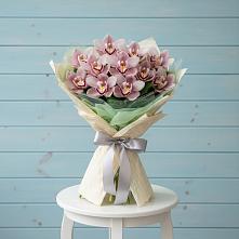 Букет цветов из:  Орхидеи и Розы в Димитровграде