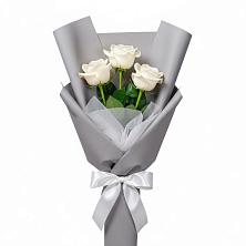 Букет 3 белые розы в Димитровграде