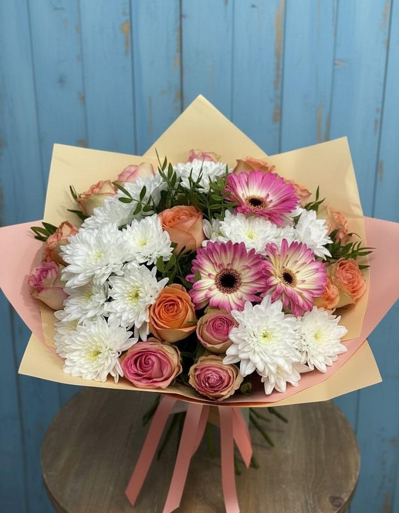 Букет цветов из: Розы, Герберы и Хризантемы в Димитровграде