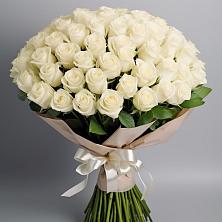 Букет 101 беля роза Белоснежка в Димитровграде