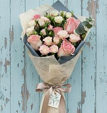 Букет цветов из:  Розы #REPLACE_PRED# Димитровграде