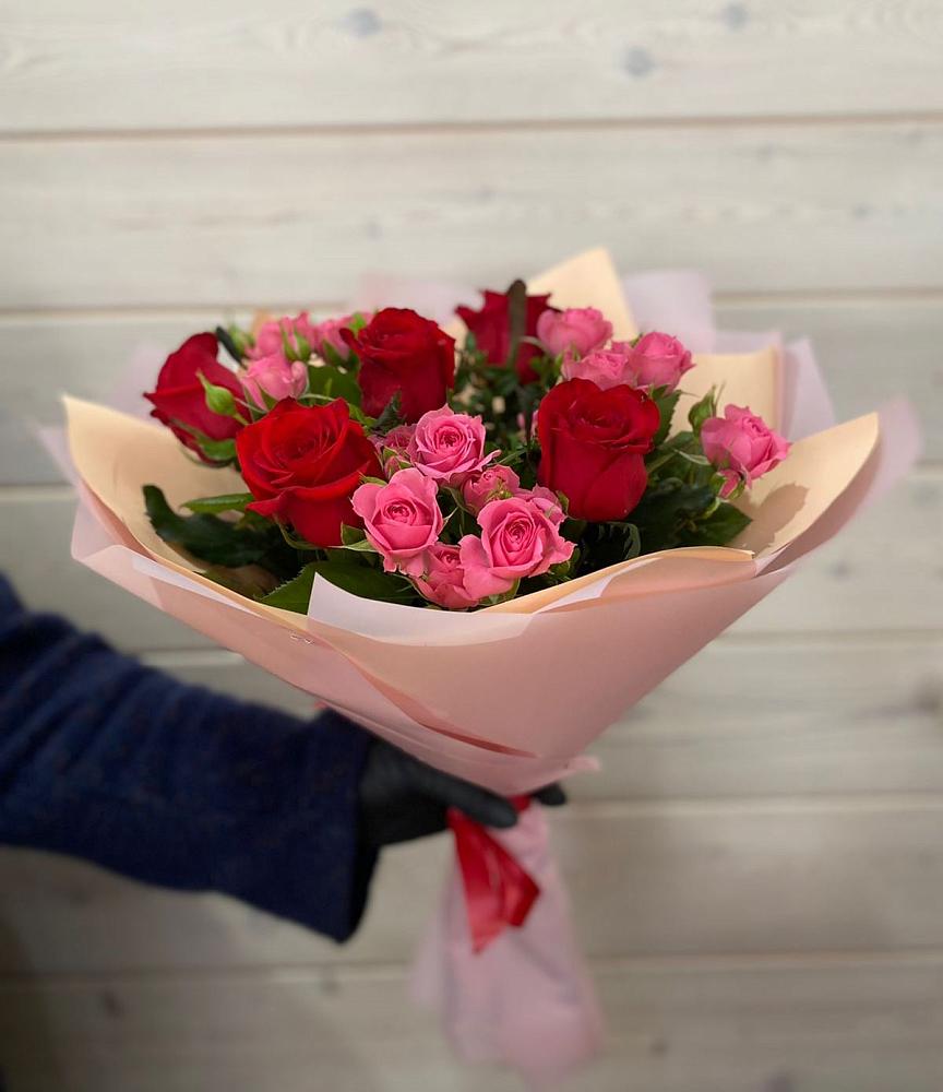 Букет цветов из: Розы в Димитровграде